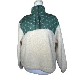 Universal Thread Green and Cream Fleece Half-Zip Jacket